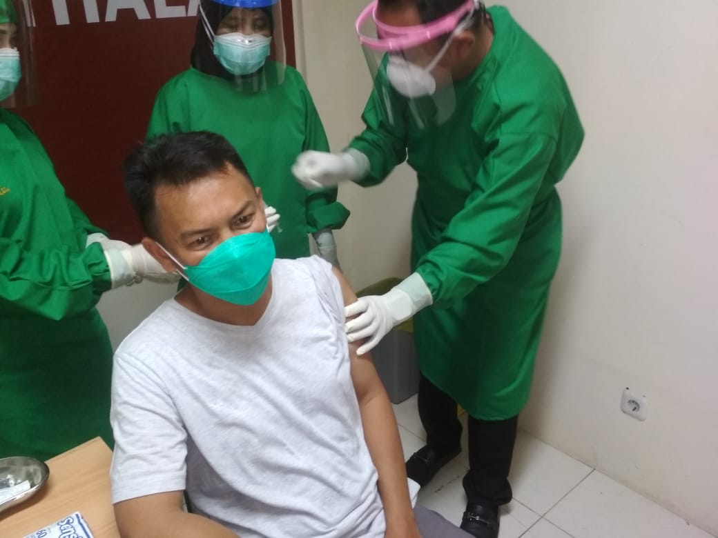 Ketua DPRD dan Forkopimda Kota Pangkalpinang Ikuti Vaksinasi Covid-19
